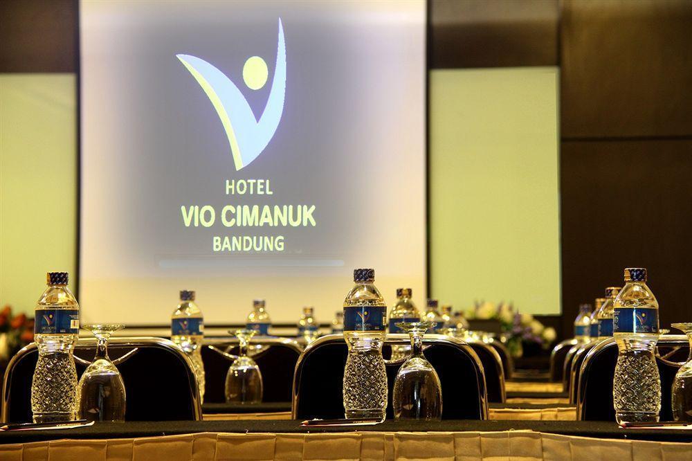 Vio Hotel Cimanuk Bandung Exterior photo